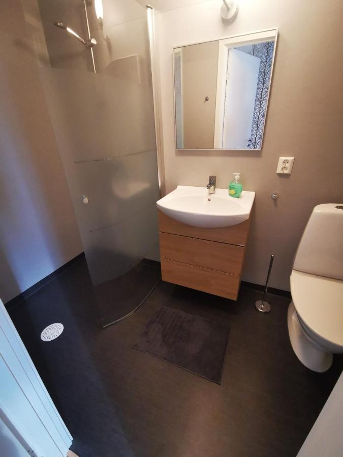Villa Neptuni Rumsuthyrning Byxelkrok Esterno foto